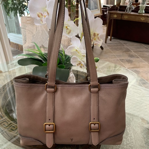 frye lily leather tote